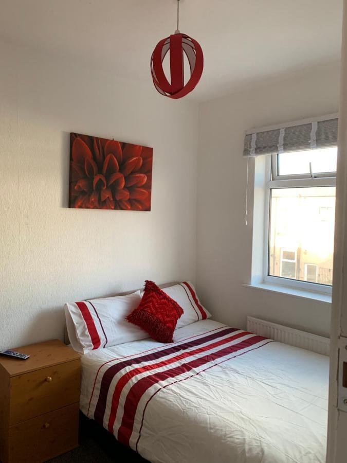 Starlight Self Service Accommodation Лий Екстериор снимка
