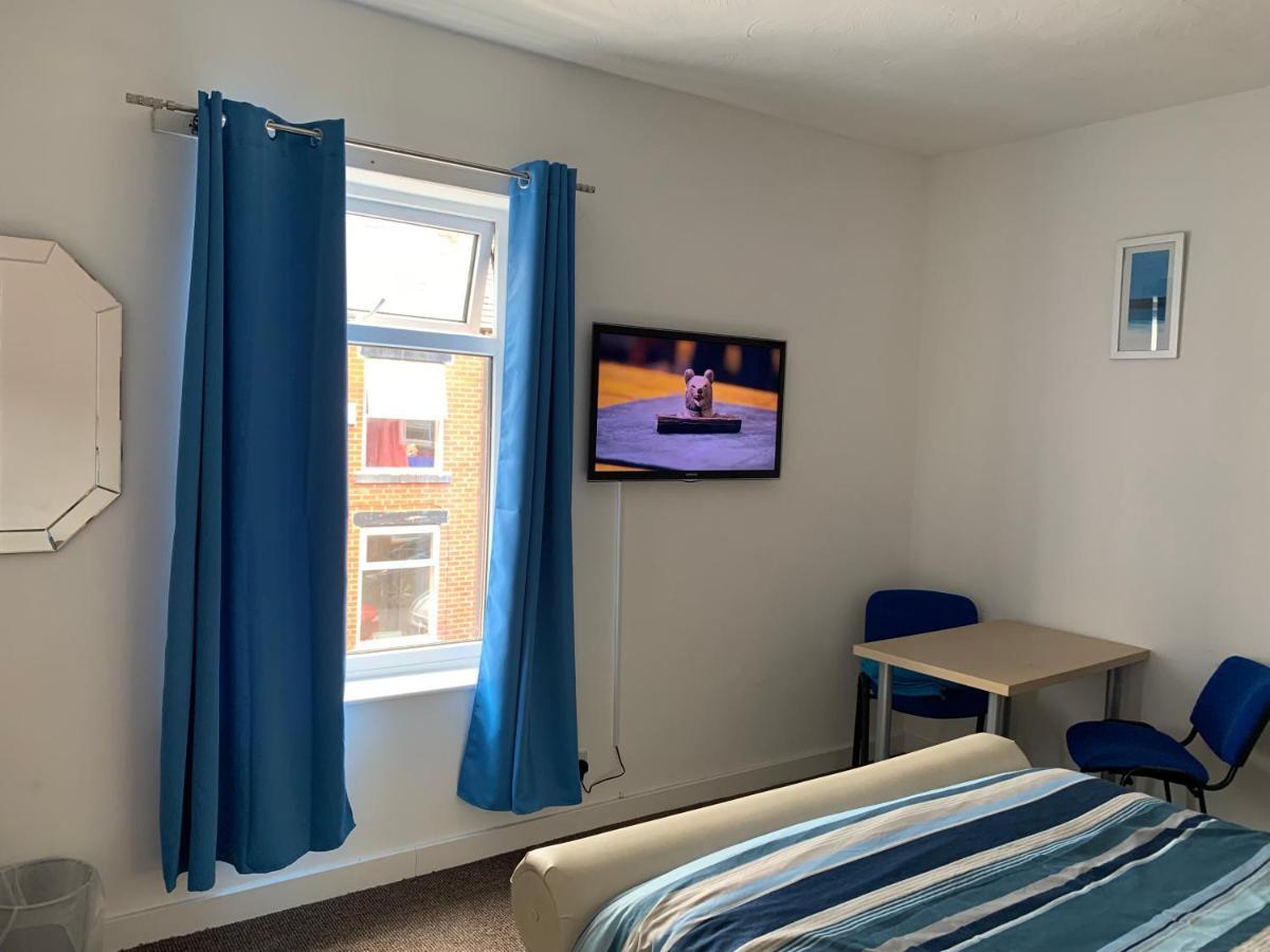 Starlight Self Service Accommodation Лий Екстериор снимка